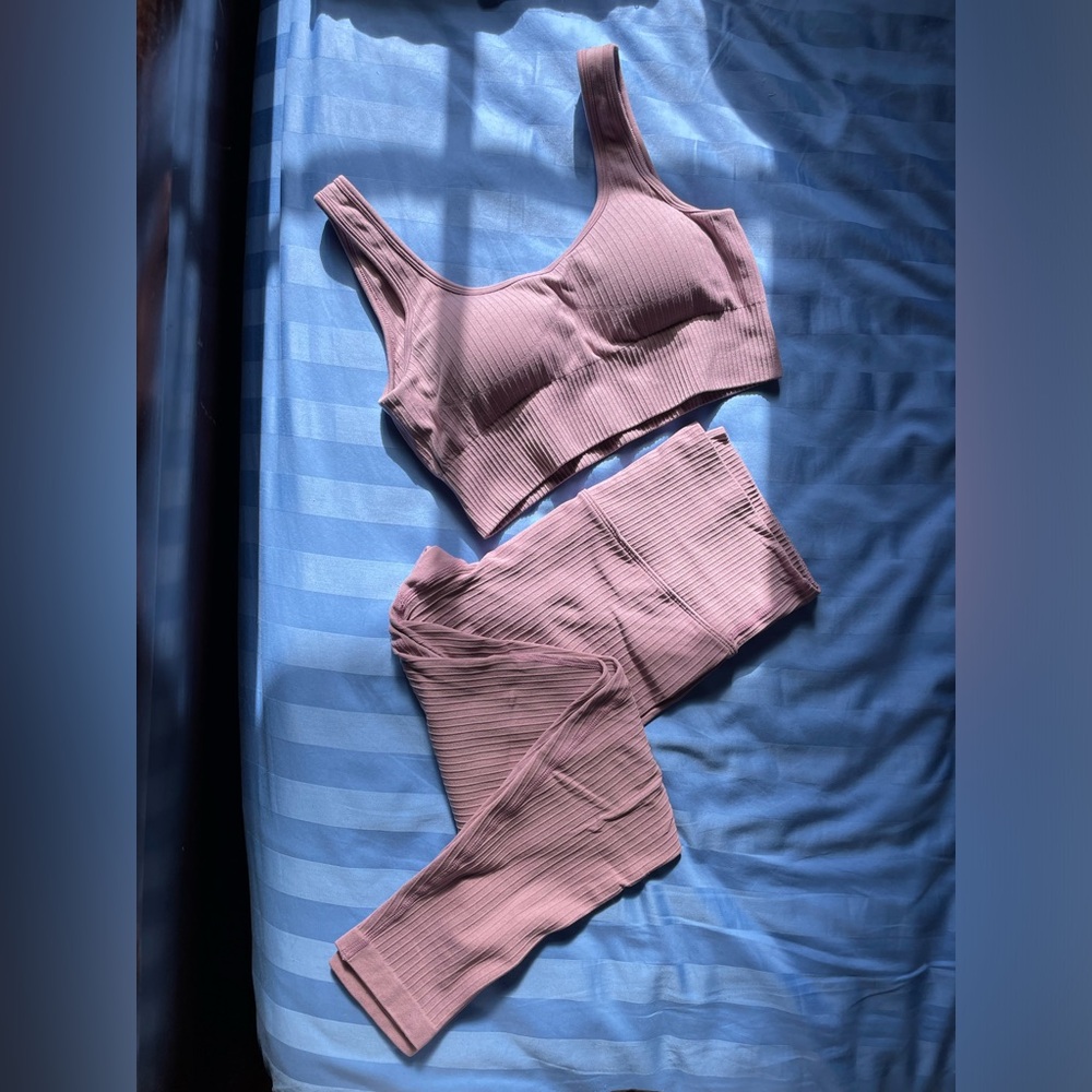2 Peice Workout Set